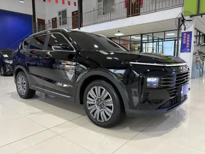 Jetour X70 PLUS 2025 Model 1.5T 6DCT Deluxe Edition 5 seat