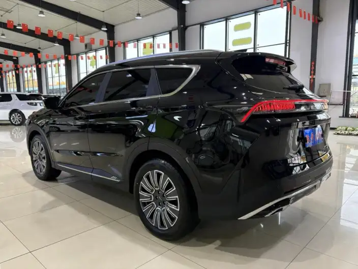 Jetour X70 PLUS 2025 Model 1.5T 6DCT Deluxe Edition 5 seat – фото 5