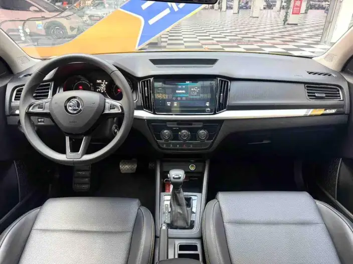 Skoda Kamiq GT 2022 Model 1.5L Automatic Premium – фото 10