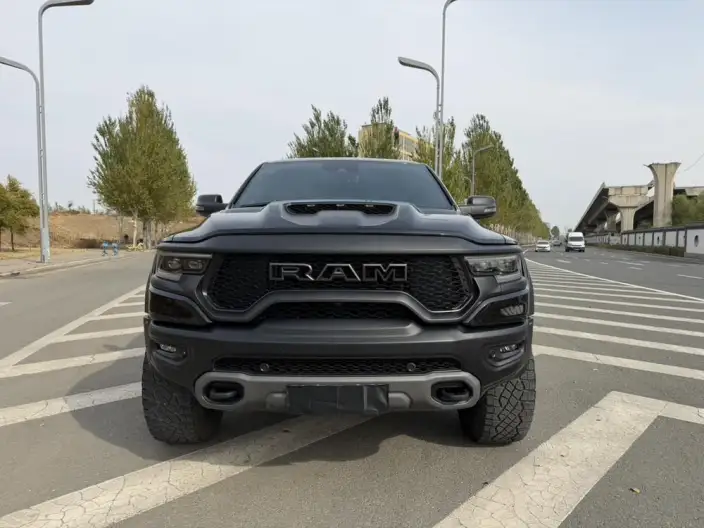 Rampage 2023 Model 6.2T Automatic 4WD 5 seat Parallel Imported – фото 2