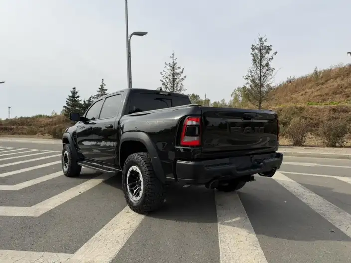 Rampage 2023 Model 6.2T Automatic 4WD 5 seat Parallel Imported – фото 4