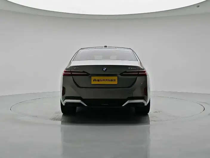 BMW 5 Series 2024 Model 530Li Exclusive Model M Sports Set – фото 6