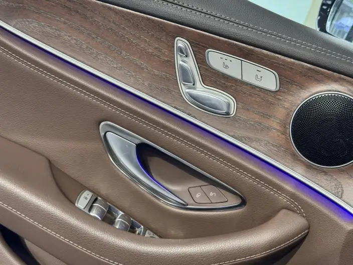 Mercedes-Benz E-Class 2023 Model Facelift E 260 L 4MATIC Sports sedan – фото 9