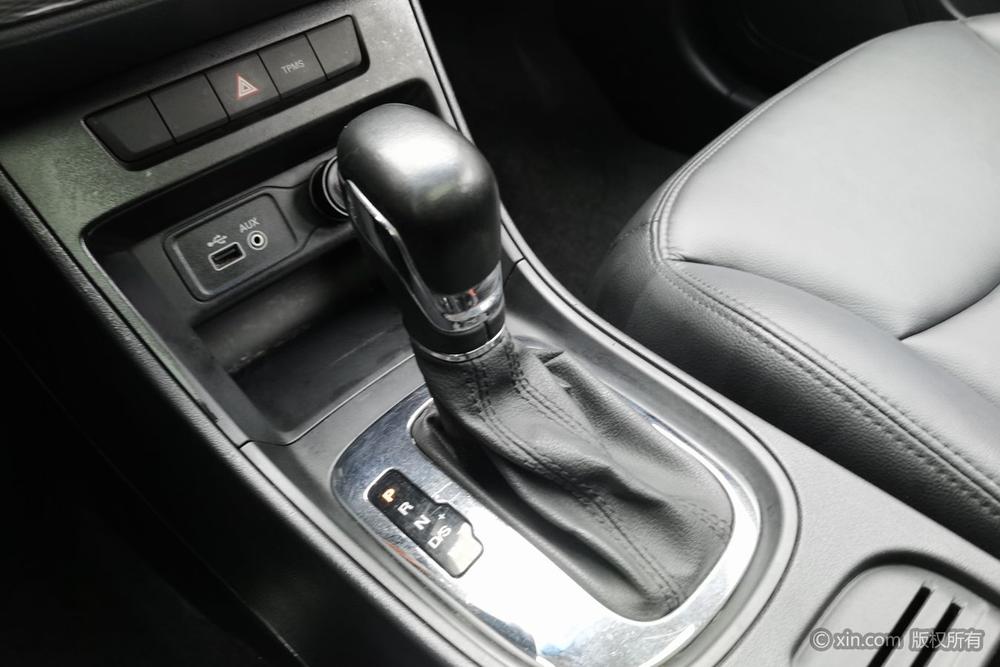 Roewe 360 2015 модификация 1.5L автоматическое Deluxe Edition – фото 15