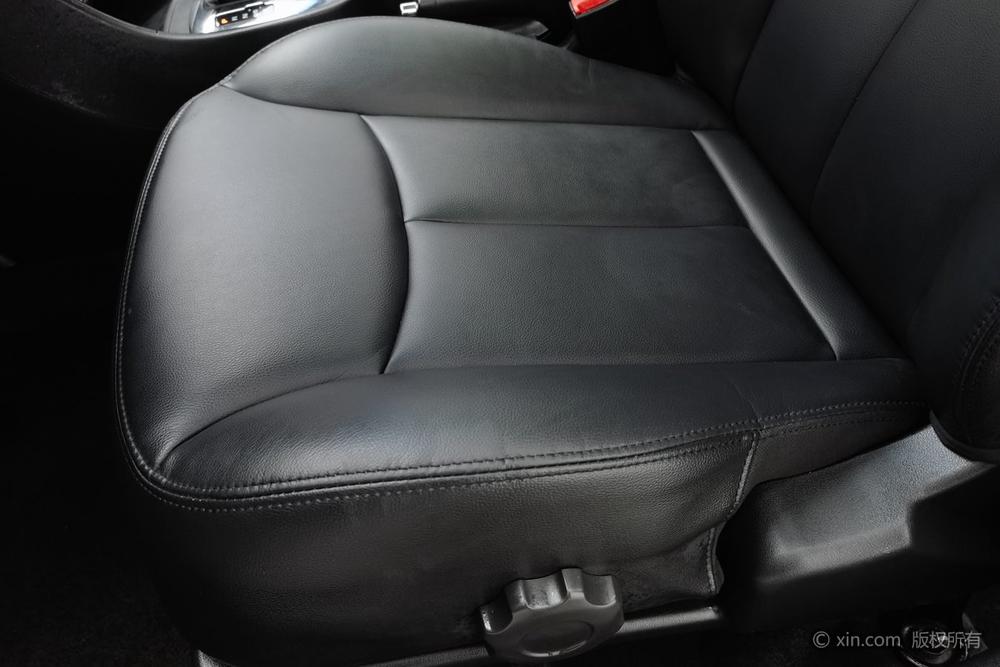 Roewe 360 2015 модификация 1.5L автоматическое Deluxe Edition – фото 18