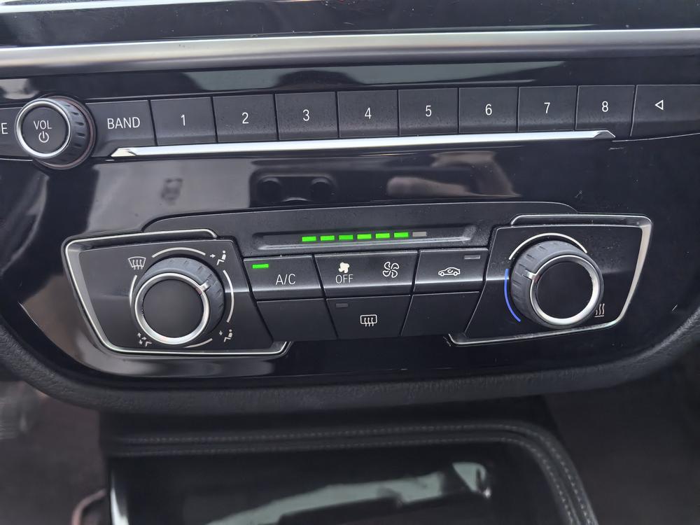BMW 1 Series 2018 118i Sport – фото 11