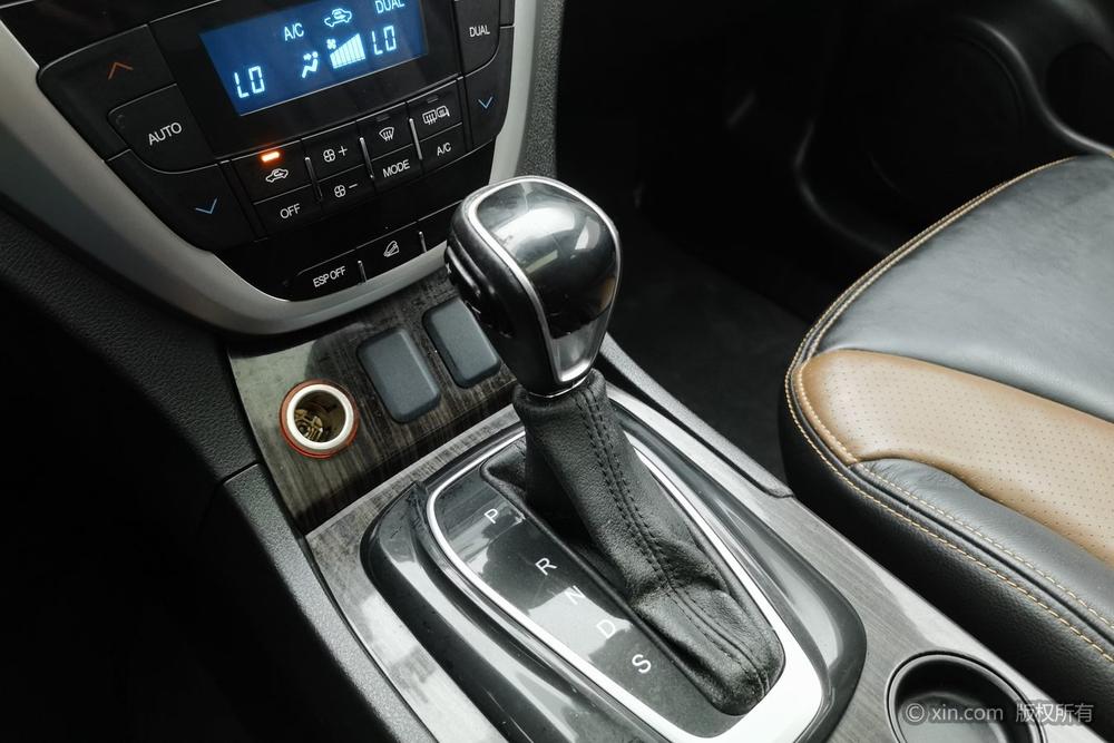 GAC Trumpchi GS5 Super 2015 модификация 1.8T автоматическое 2WD Elite Edition – фото 16
