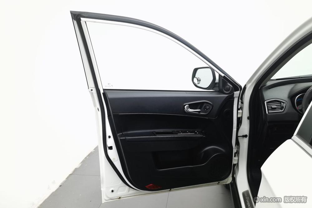 GAC Trumpchi GS5 Super 2015 модификация 1.8T автоматическое 2WD Elite Edition – фото 22