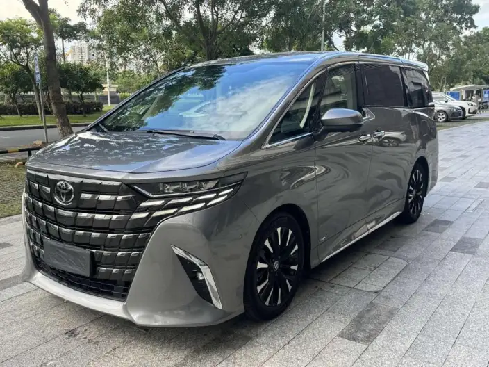Elfa 2023 Model 2.5L Intelligent Hybrid 4WD Premium