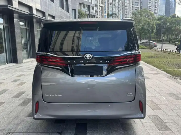 Elfa 2023 Model 2.5L Intelligent Hybrid 4WD Premium – фото 5