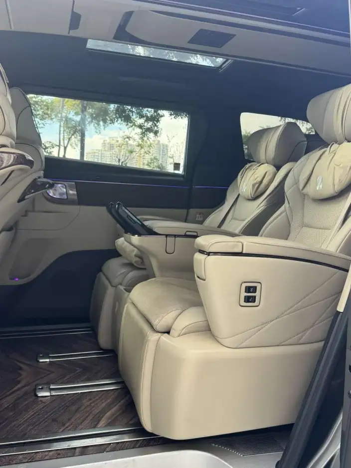Elfa 2023 Model 2.5L Intelligent Hybrid 4WD Premium – фото 8