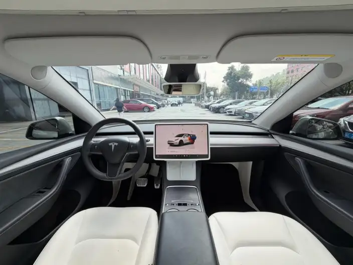 Model Y 2024 Model Rear-wheel drive version – фото 7