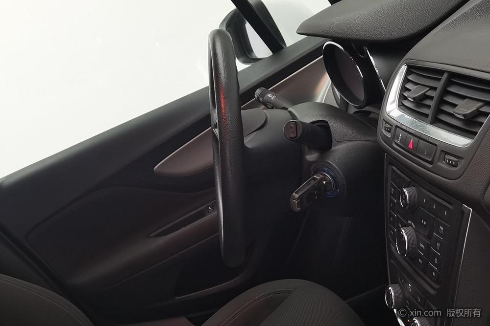 Buick Encore 2013 1.4T Automatic 2WD Elite – фото 11