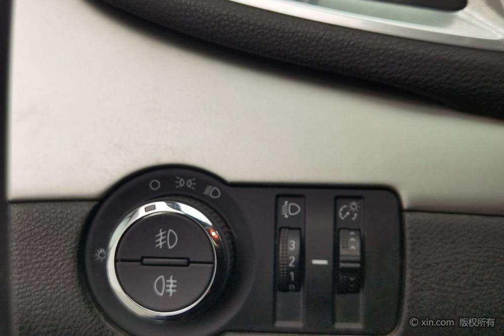 Buick Encore 2013 1.4T Automatic 2WD Elite – фото 16