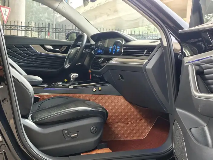 Hongqi HS5 2022 Model 2.0T Smart Flag Enjoy 4WD Edition – фото 7