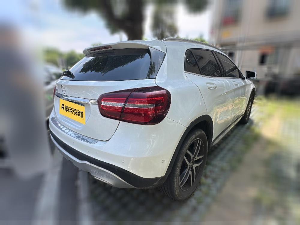 Mercedes-Benz GLA 2017 GLA 200 Style