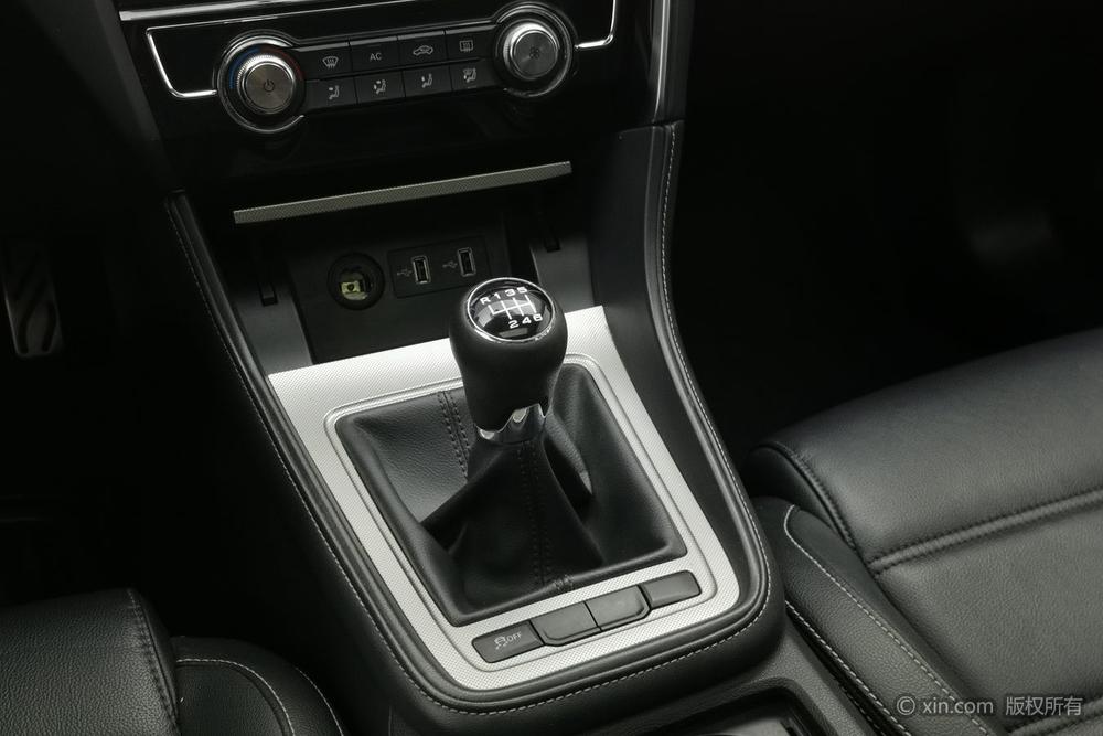 MG6 2017 модификация 20T Manual Luxury Zhilian Edition – фото 16
