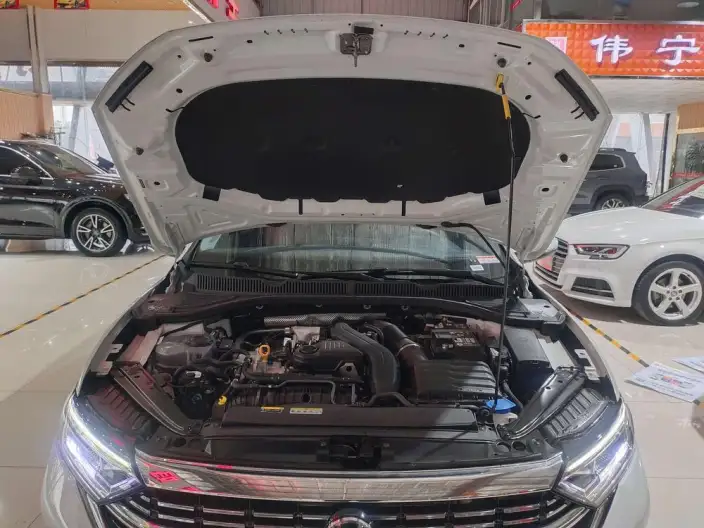 Volkswagen Sagitar 2025 Model 300TSI DSG Beyond Edition