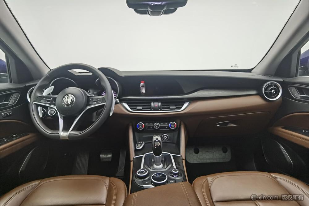 Al f a Romeo Stelvio 2017 модификация 2.0T 200HP Elite Edition – фото 12