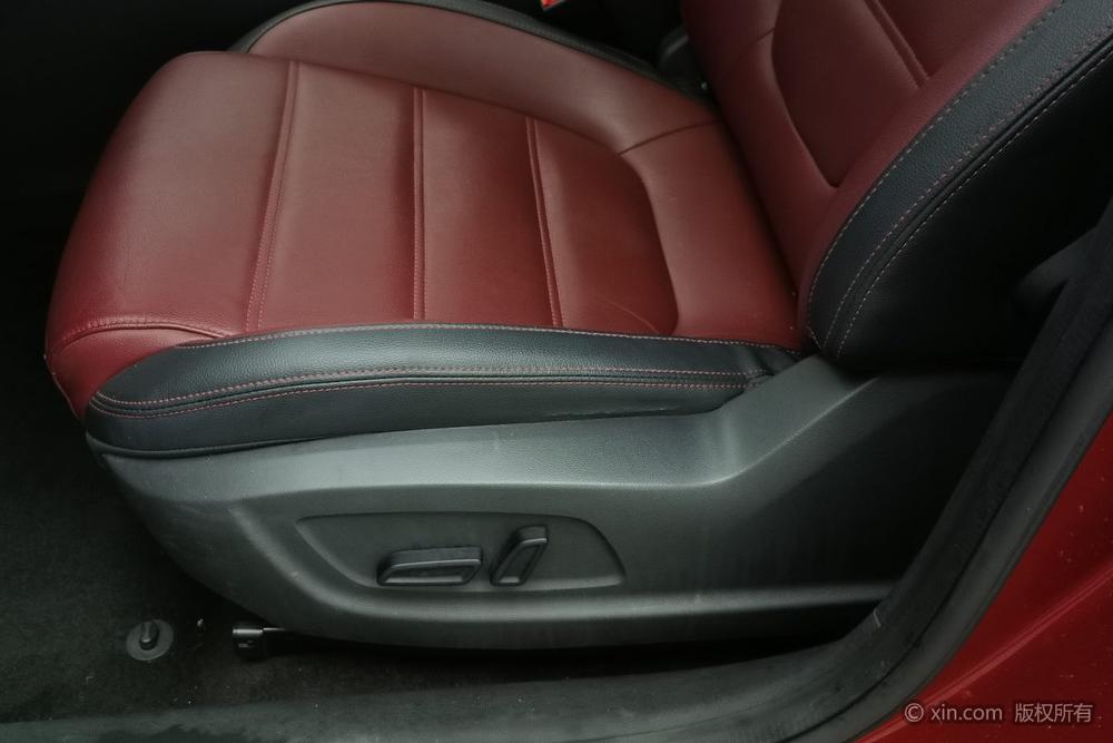 MG6 2017 модификация 20T автоматическое Trophy Exclusive Internet Edition – фото 18