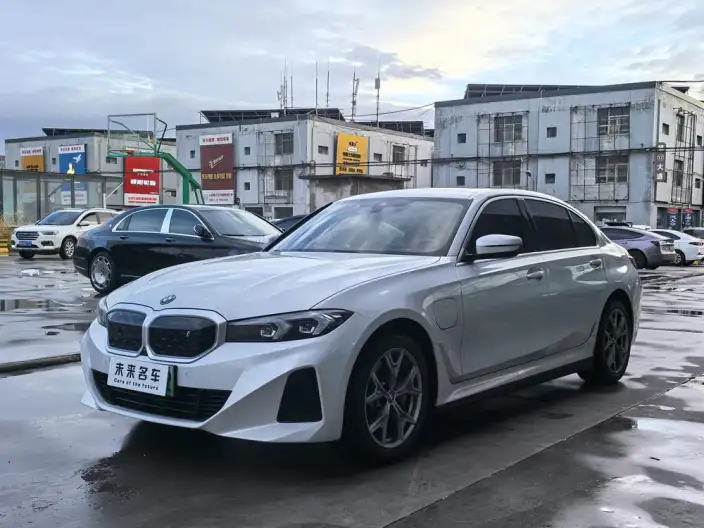 BMW i3 2023 Model eDrive35L