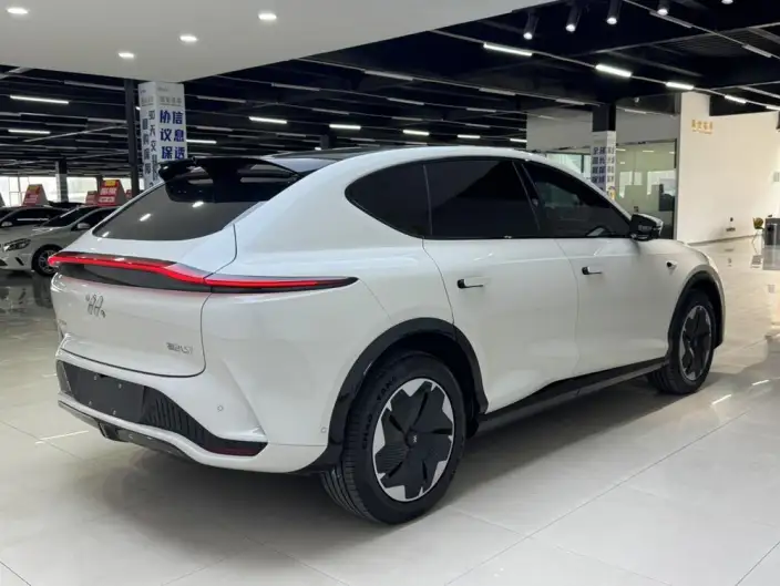 IM LS7 2023 Model Elite Rear Drive Edition – фото 7