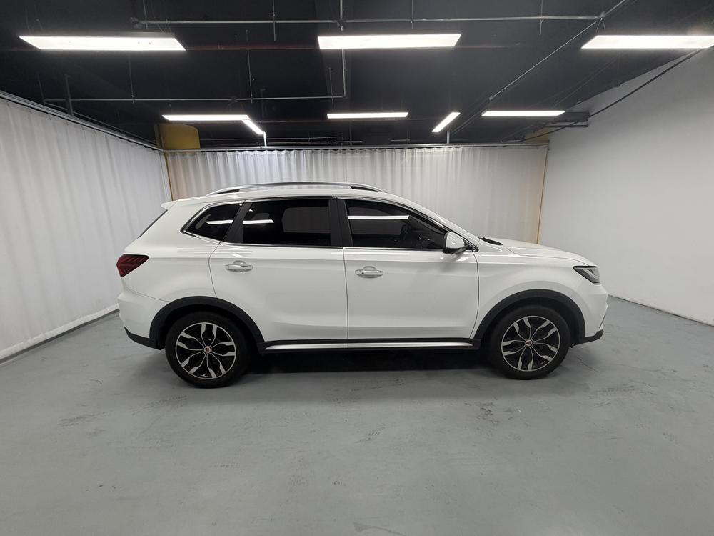 Roewe RX5 2018 модификация 20T 2WD автоматическое Internet Zhizun Edition – фото 8