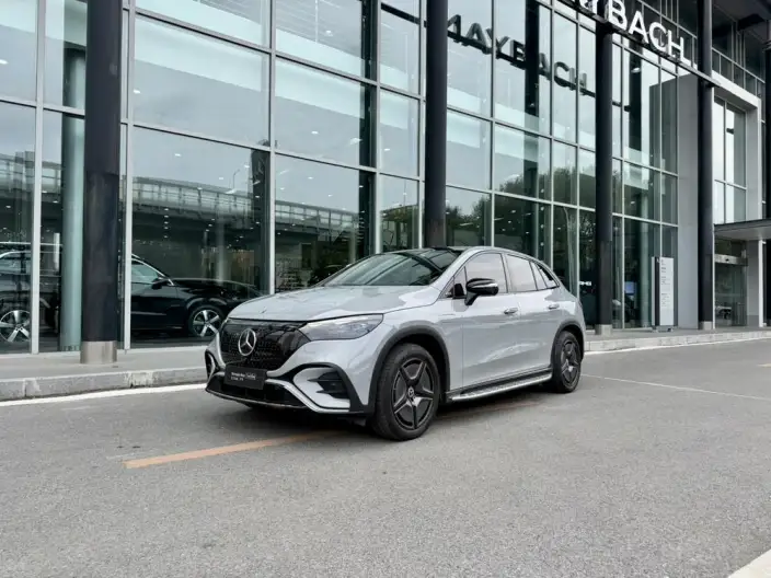 Mercedes-Benz EQE SUV 2023 Model EQE SUV 500 4MATIC Special Edition – фото 1