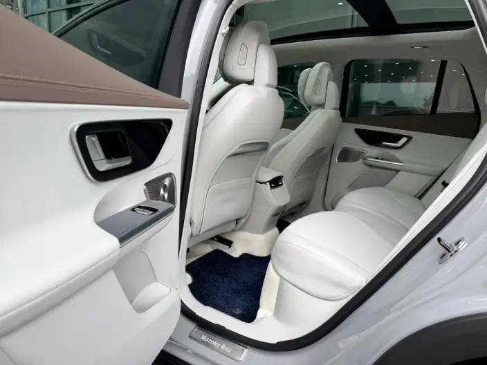 Mercedes-Benz EQE SUV 2023 Model EQE SUV 500 4MATIC Special Edition – фото 9