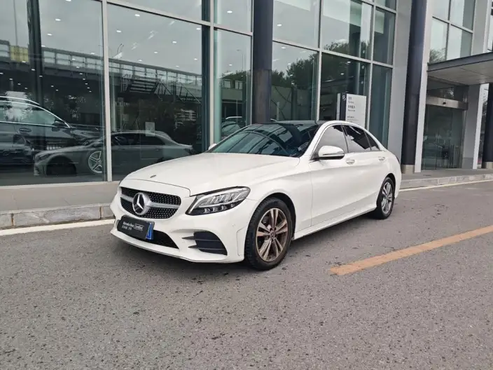 Mercedes-Benz C-Class 2021 Model C 200 L Dynamic Model Sports Edition – фото 10