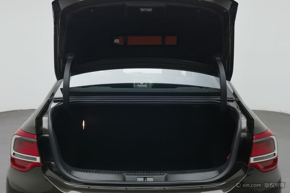 DS 5LS 2014 1.6T Luxury THP160 – фото 23