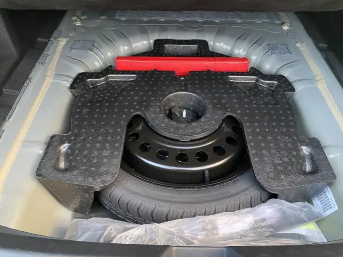Buick LaCrosse 2024 Model 28T Automatic Yue Zun Edition – фото 9