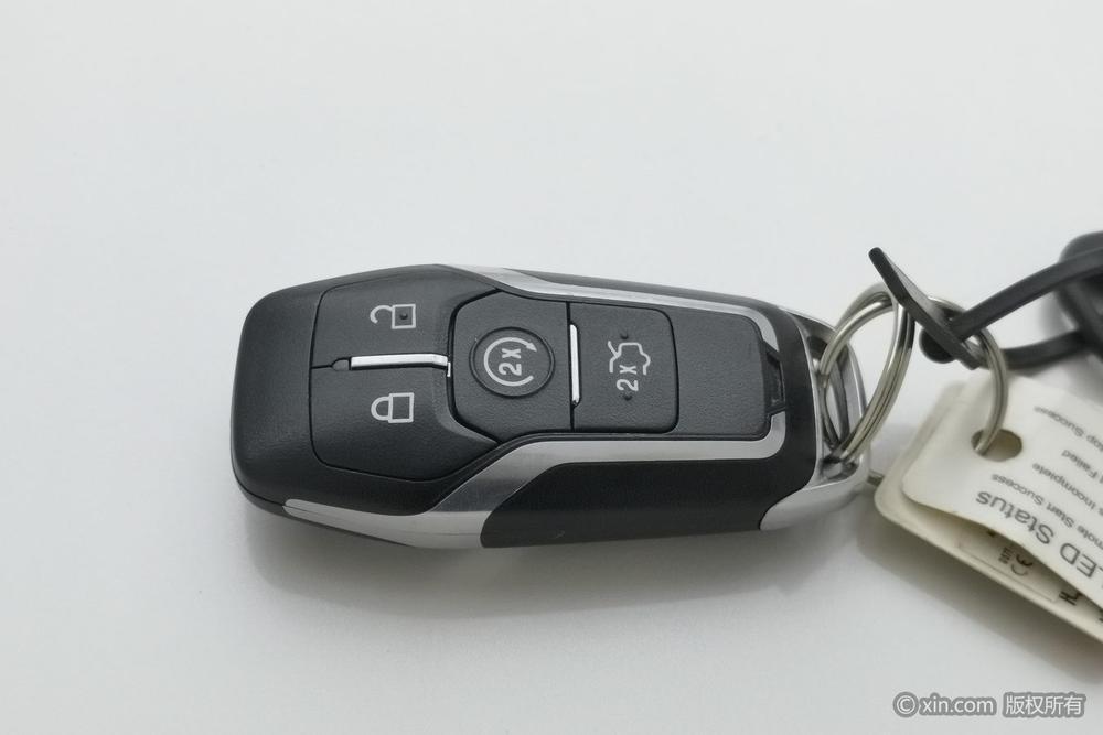 Taurus 2015 модификация EcoBoost 245 Luxury – фото 6