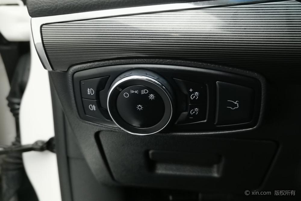 Taurus 2015 модификация EcoBoost 245 Luxury – фото 16