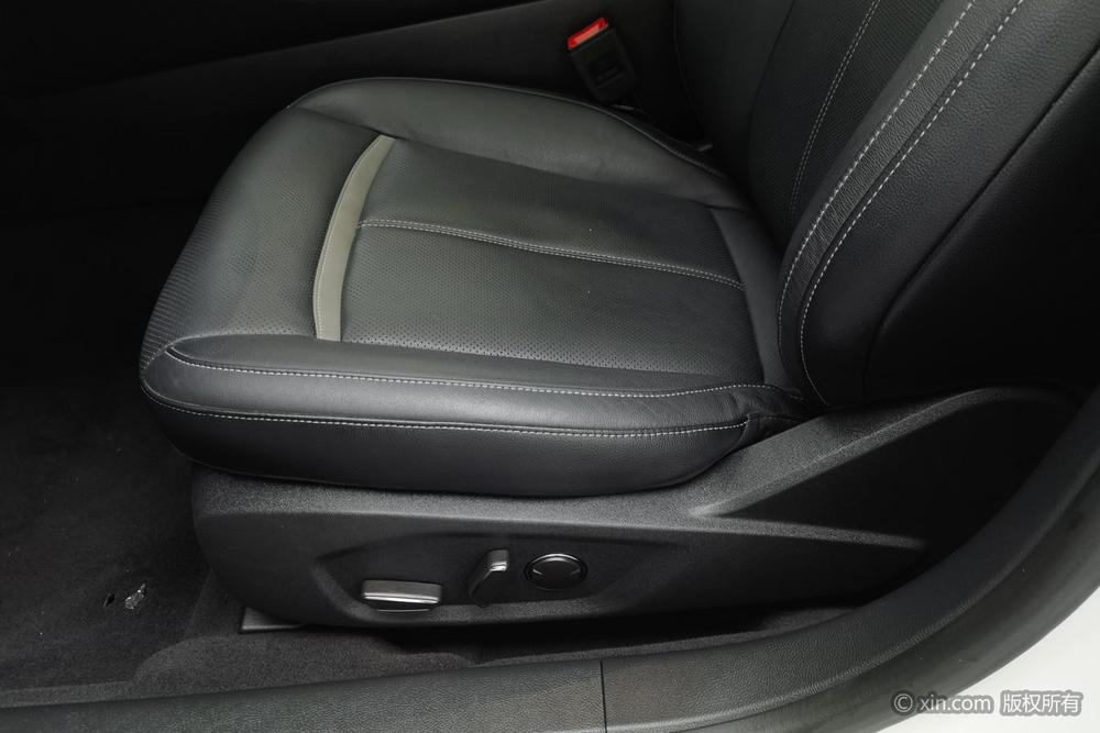 Taurus 2015 модификация EcoBoost 245 Luxury – фото 18