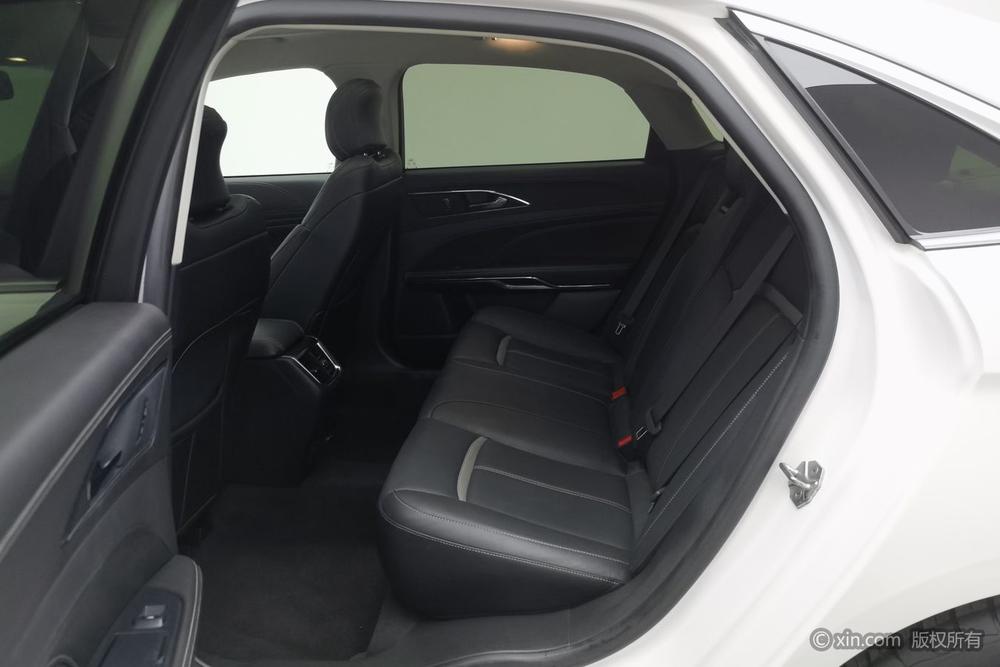 Taurus 2015 модификация EcoBoost 245 Luxury – фото 20