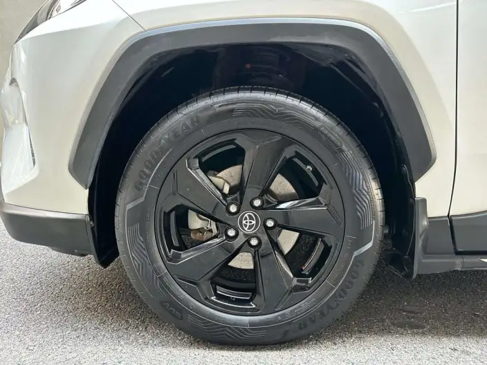 Toyota RAV4 2021 Model Hybrid 2.5L CVT 4WD Elite Plus Edition – фото 7