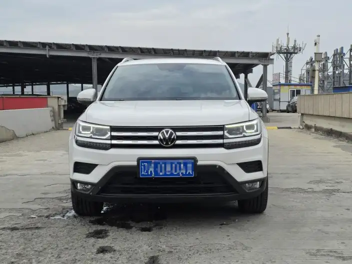 Volkswagen Tharu 2021 Model 280TSI 2WD Deluxe Edition PLUS
