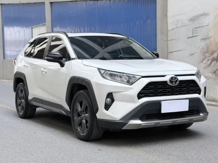 Toyota RAV4 2022 Model 2.0L CVT 4WD Fashion PLUS Edition