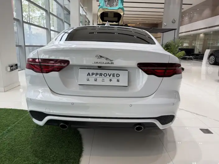 Jaguar XE L 2024 Model 2.0T 250PS R-DYNAMIC S Enterprising Sports Edition – фото 5