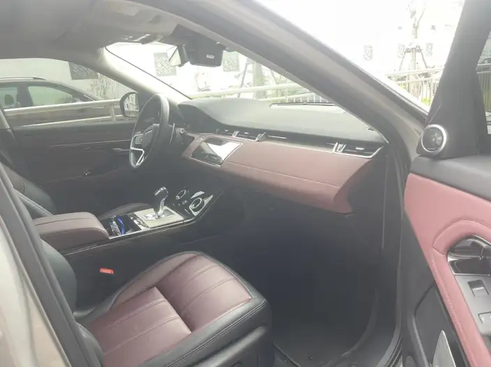 Range Rover Evoque 2023 Model Aurora L 249PS R-Dynamic Deluxe Edition – фото 6