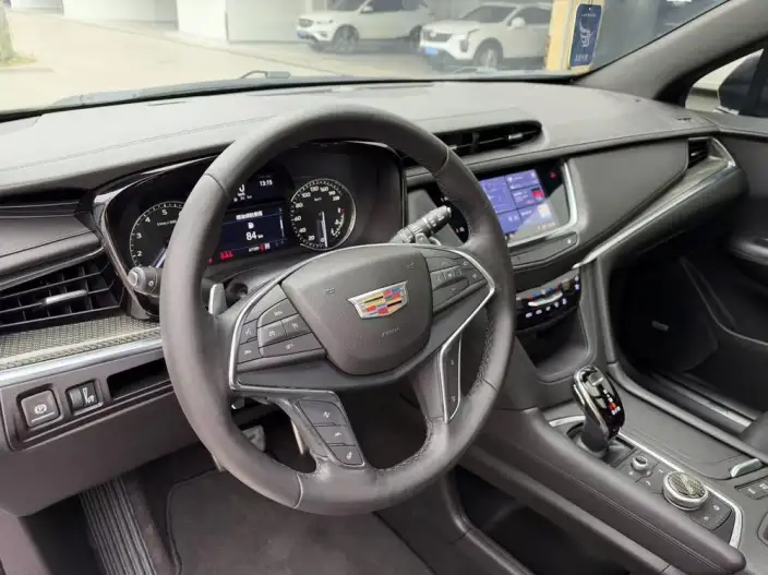 Cadillac XT5 2022 Model 2.0T 4WD Noble Model – фото 7
