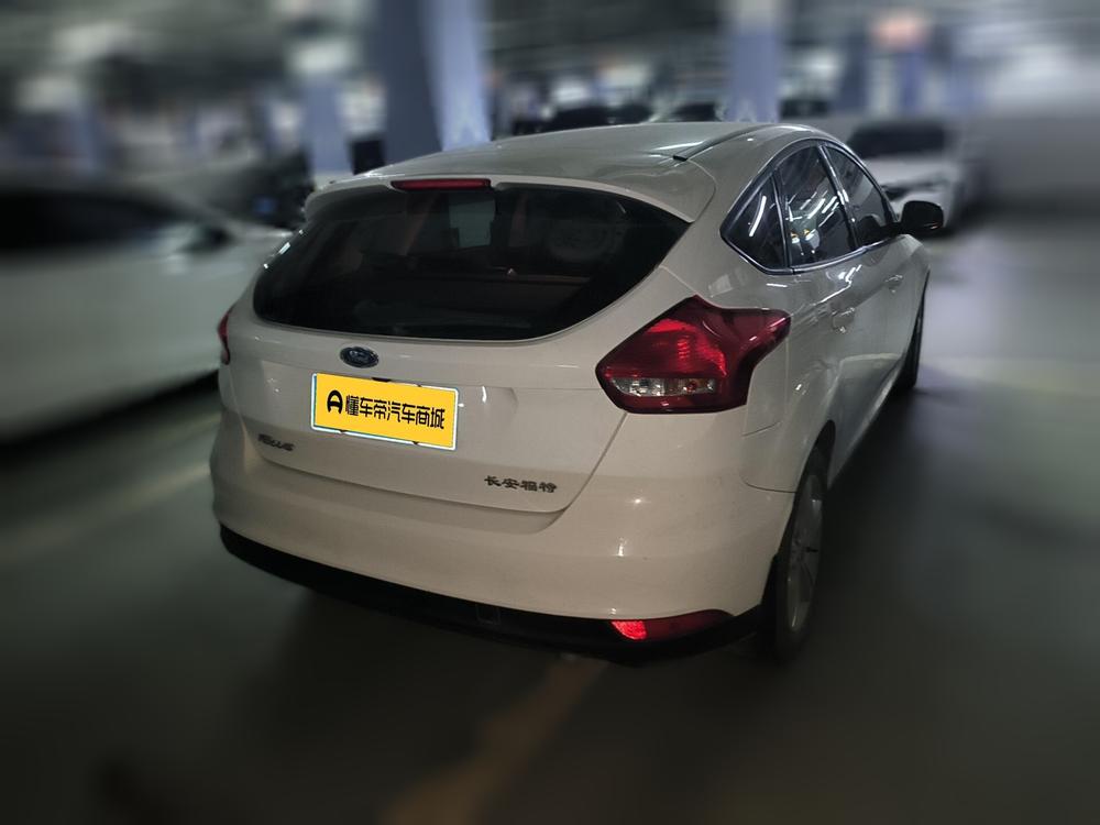 Ford Focus 2017 модификация хэтчбек 1.6L автоматическое Com f ort Zhixing Edition