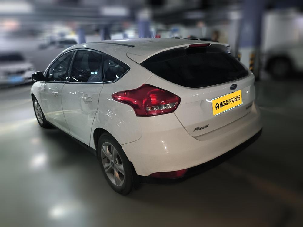 Ford Focus 2017 модификация хэтчбек 1.6L автоматическое Com f ort Zhixing Edition