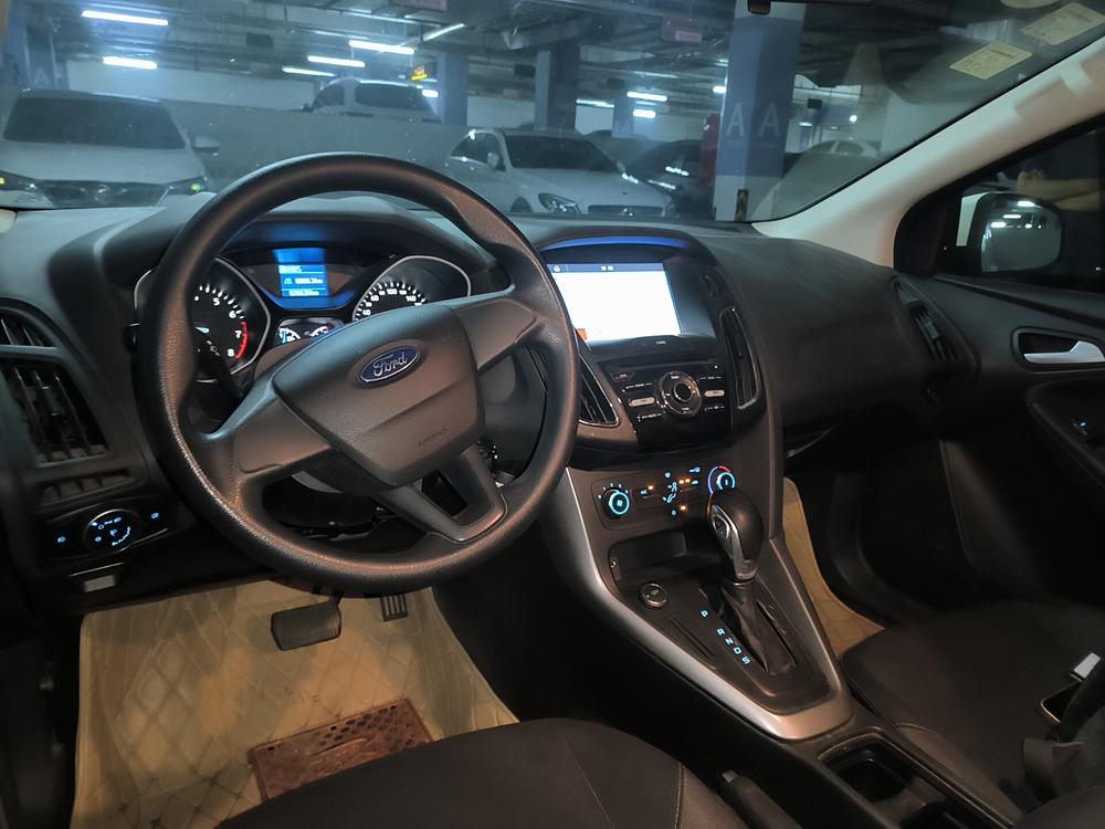 Ford Focus 2017 модификация хэтчбек 1.6L автоматическое Com f ort Zhixing Edition – фото 5