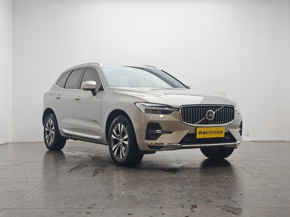 Volvo XC60 2025 B5 AWD Intelligent Leisure Luxury Edition