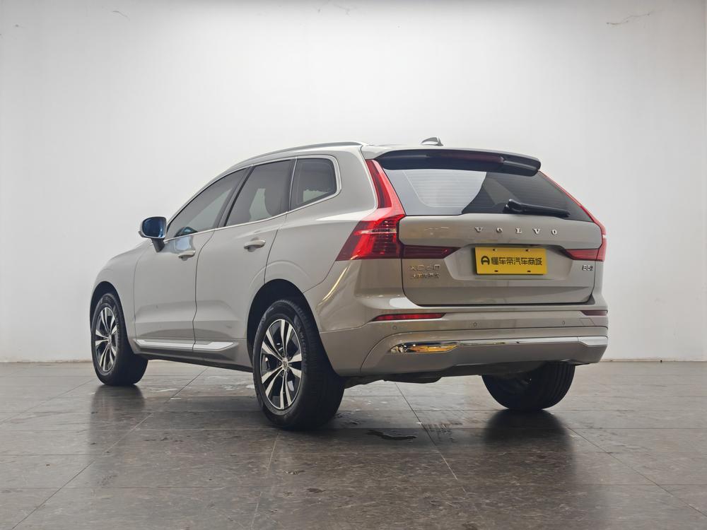 Volvo XC60 2025 B5 AWD Intelligent Leisure Luxury Edition – фото 5