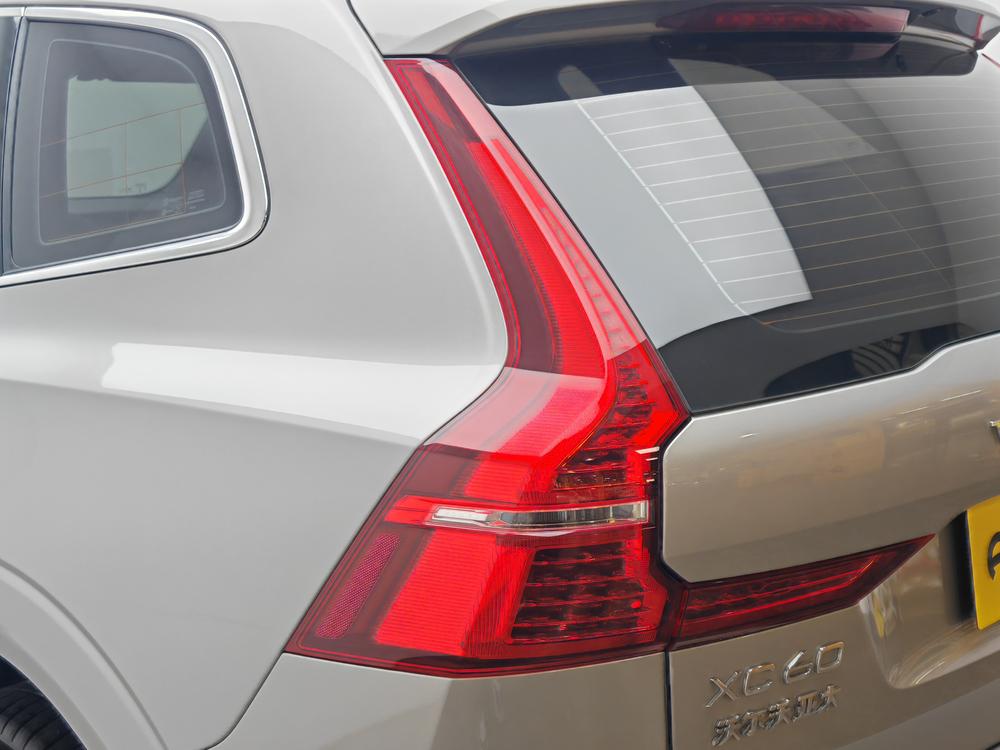 Volvo XC60 2025 B5 AWD Intelligent Leisure Luxury Edition – фото 13