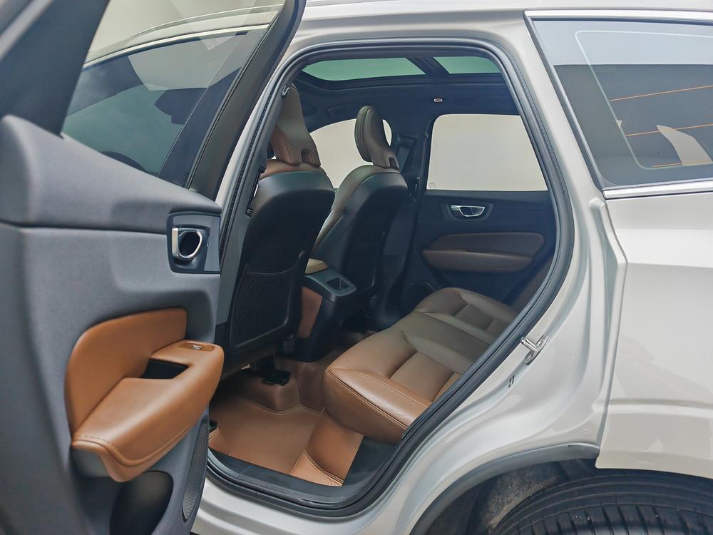 Volvo XC60 2025 B5 AWD Intelligent Leisure Luxury Edition – фото 18
