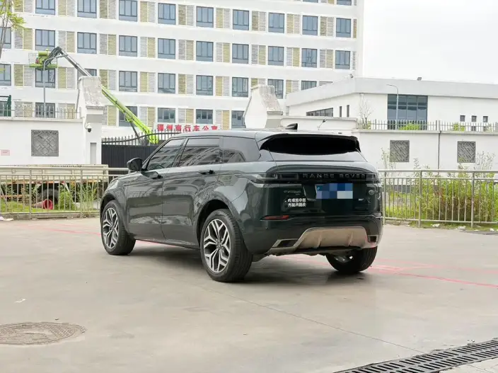 Range Rover Evoque 2023 Model Aurora L 249PS R-Dynamic Deluxe Edition